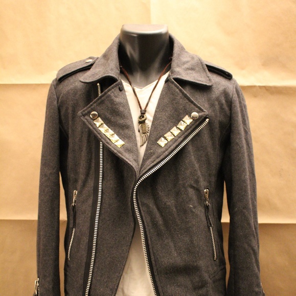 Performance Jacket - Picture 2 of 3